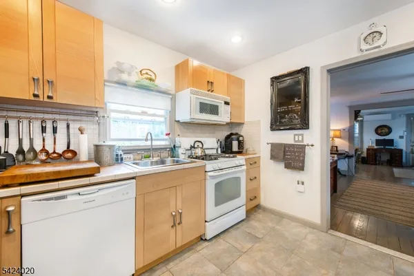 $325,000 | 125 Lafayette Place, Plainfield, NJ 07060