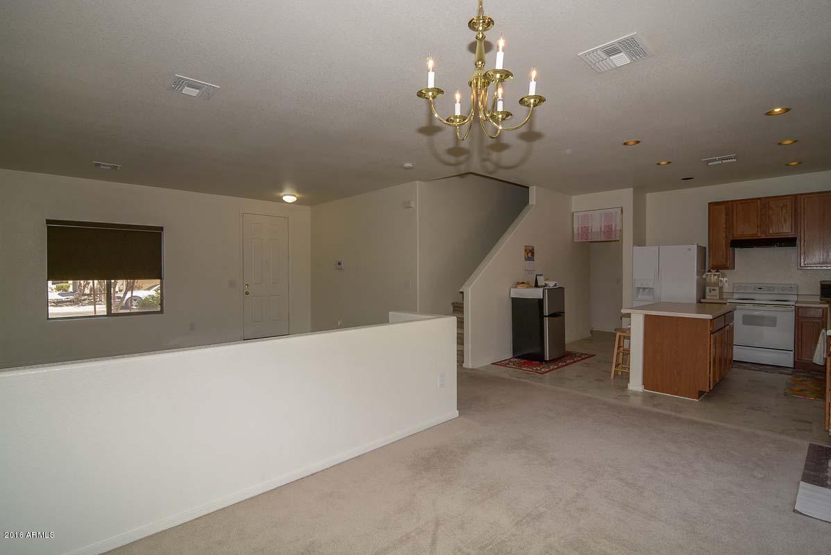 9427 West Eaton Road Phoenix, AZ 85037 - Photo 9 of 35 Dining Room-Kitchen