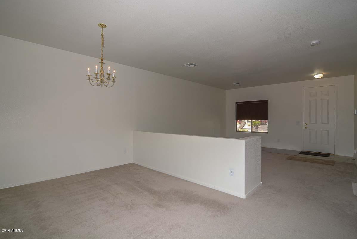 9427 West Eaton Road Phoenix, AZ 85037 - Photo 10 of 35 Dining Room