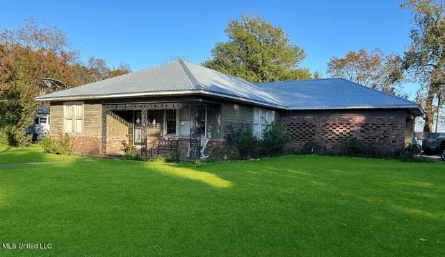 $165,000 | 142 W Park North, Duncan, MS 38740