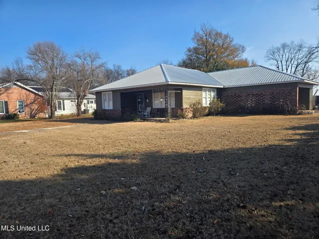$165,000 | 142 W Park North, Duncan, MS 38740