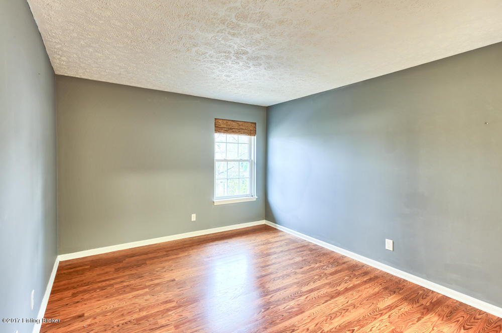 2300 Dundee Road, Unit 16 Louisville, KY 40205 - Photo 16 of 23 2300-DR16-17