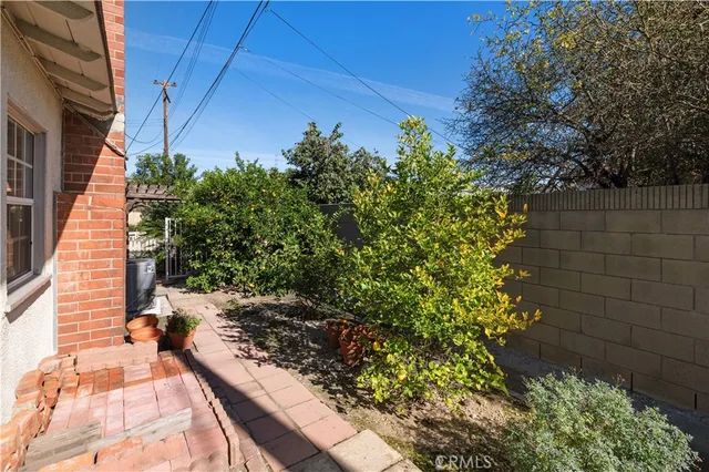 $949,000 | 119 West Gladstone Street, Glendora, CA 91740