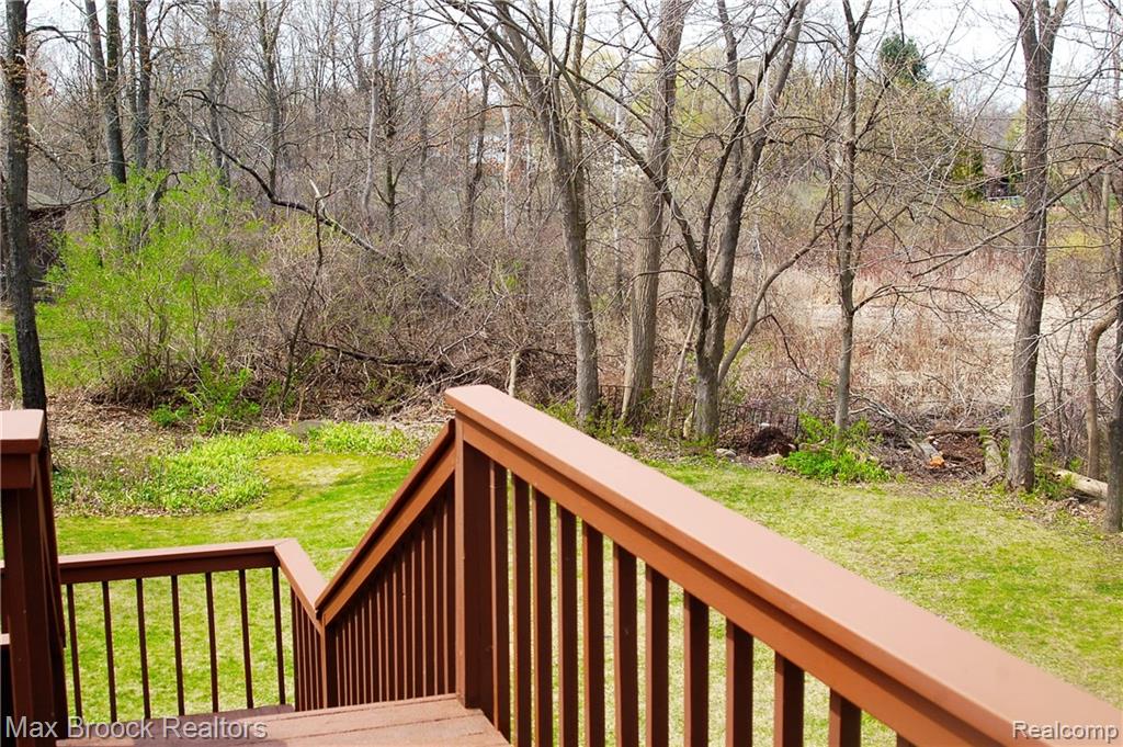 5255 Timber Ridge Trail Clarkston, MI 48346 - Photo 15 of 19