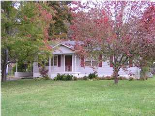 906 Julian Road Chattanooga, TN 37421 - Photo 1 of 1 Primary Photo