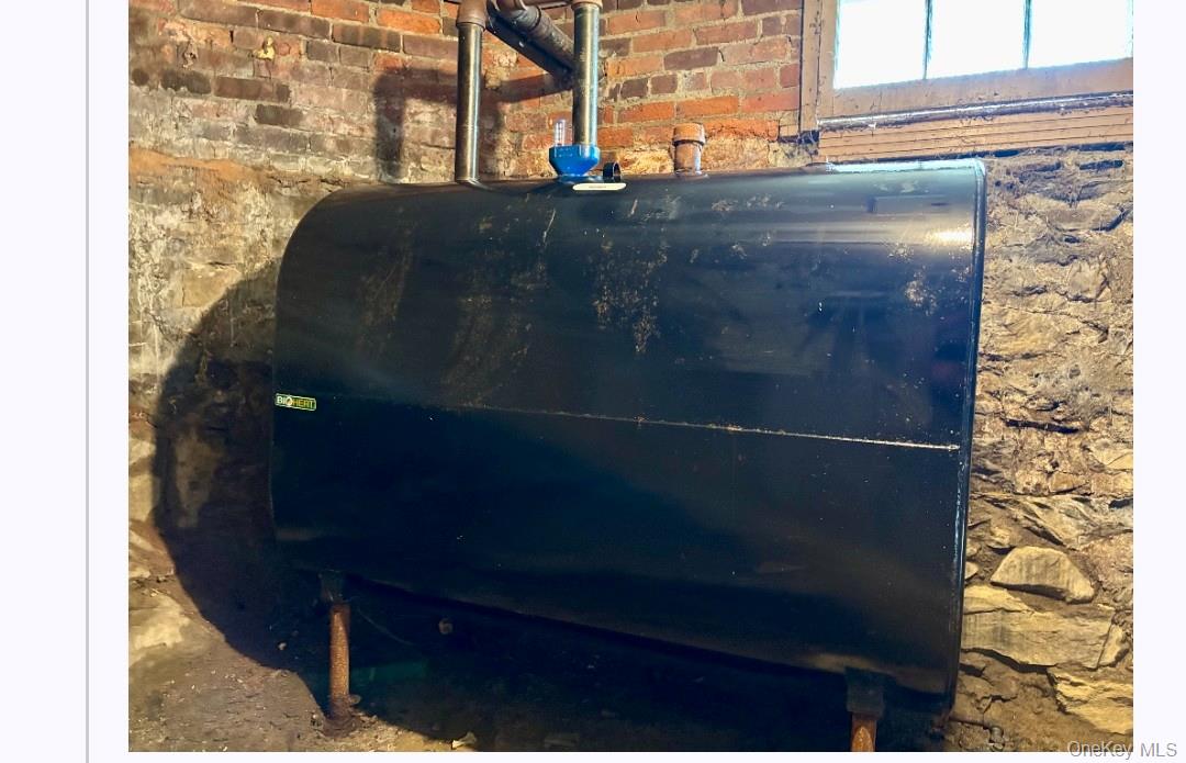 25 Carroll Street, Unit 25 Poughkeepsie, NY 12601 - Photo 11 of 11 a close up of a mirror