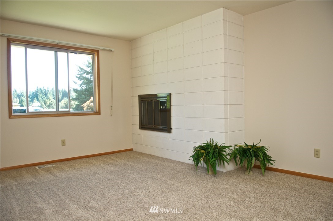 7509 Littlerock Road Southwest Tumwater, WA 98512 - Photo 10 of 25 Gallery Image 10