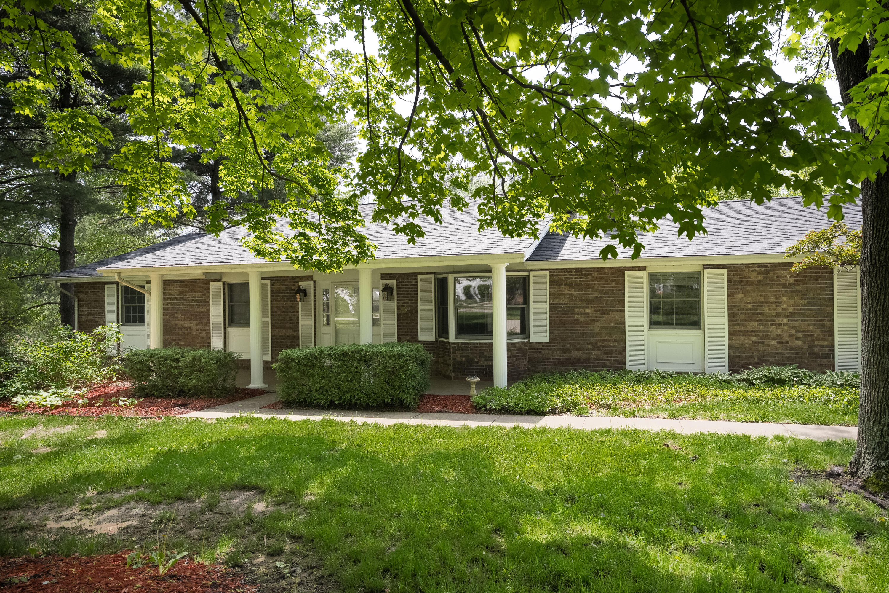1079 Cayton Road Florence, KY 41042 - Photo 2 of 48 Gallery Image 2