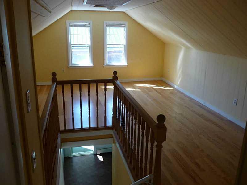 496 Washington Road Jefferson, ME 04348 - Photo 21 of 35 Den/Family/Great Room.