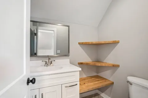 $2,500 | 1211 7th Avenue North, Unit B, Nashville, TN 37208
