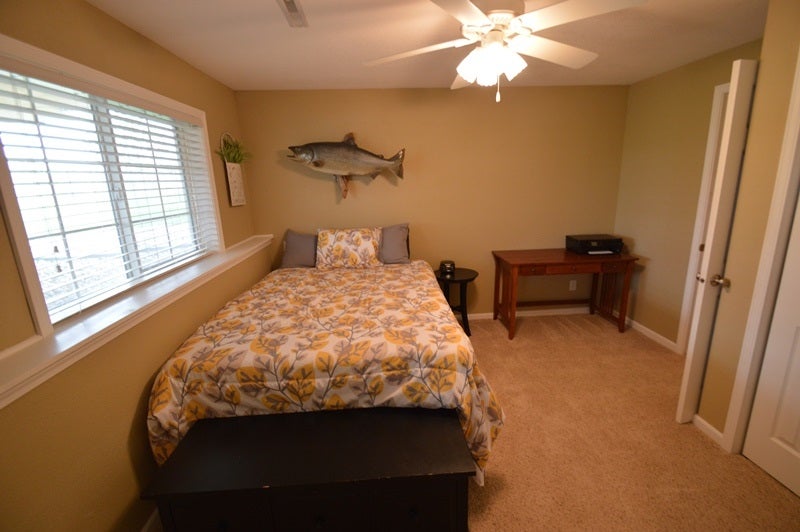 5913 Spring View Court Northeast Cedar Rapids, IA 52411 - Photo 20 of 25 Gallery Image 20
