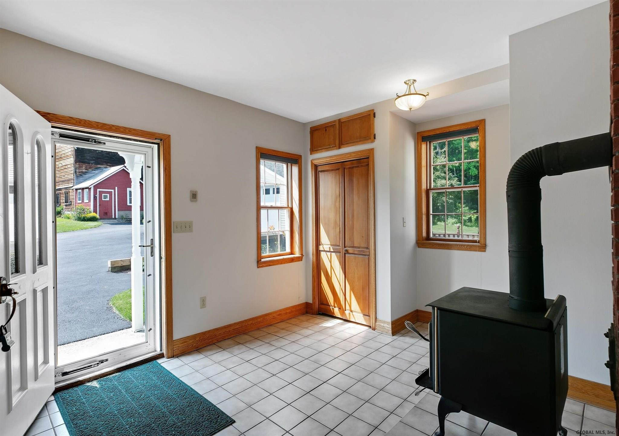 92 Parkhurst Road Wilton, NY 12831 - Photo 6 of 72 Photo 6