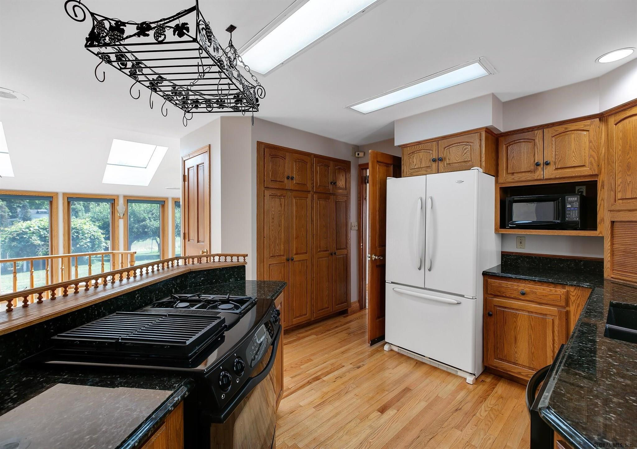 92 Parkhurst Road Wilton, NY 12831 - Photo 8 of 72 Photo 8