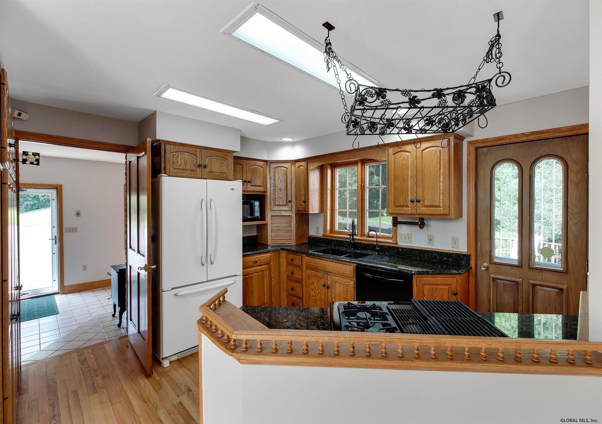 92 Parkhurst Road Wilton, NY 12831 - Photo 9 of 72 Photo 9