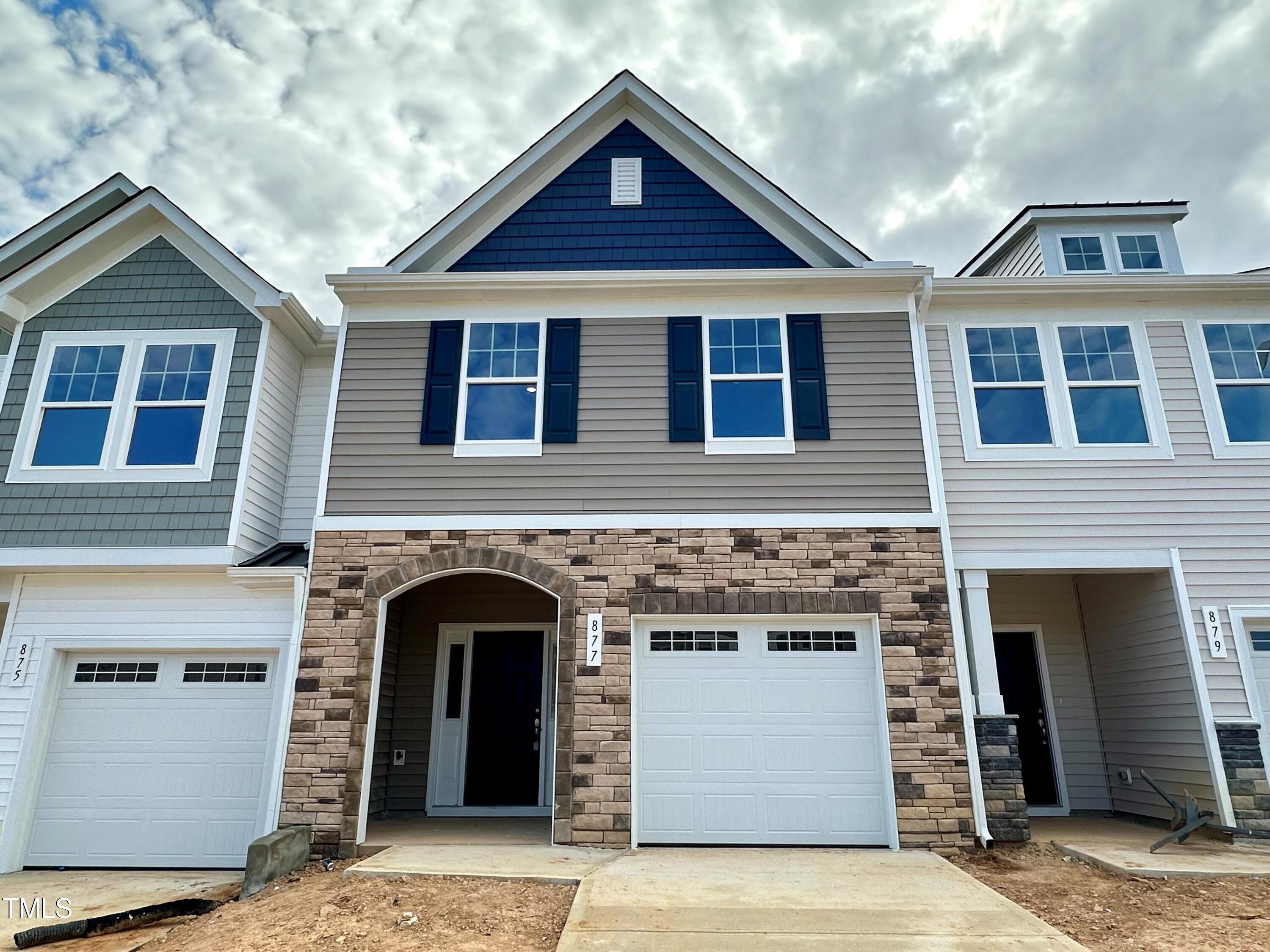 877 Channel Drop Loop Zebulon, NC 27597 - Photo 1 of 26 218