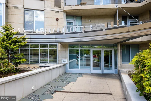 $2,550 | 555 Massachusetts Avenue Northwest, Unit 1116, Washington, DC 20001