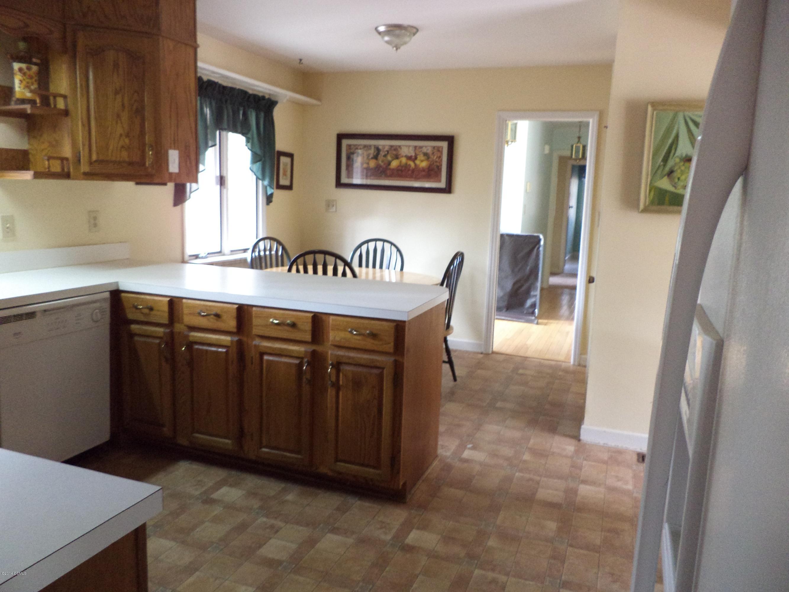 216 Lands End Road Morehead City, NC 28557 - Photo 5 of 10 kitchen breakfast combo