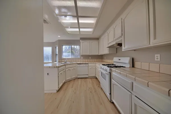 $475,000 | 1900 Berryessa Drive, Modesto, CA 95358