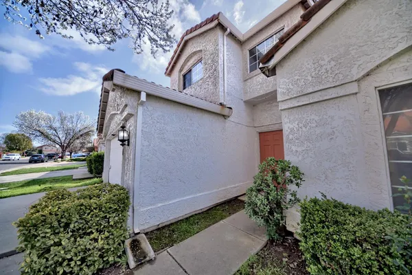 $475,000 | 1900 Berryessa Drive, Modesto, CA 95358