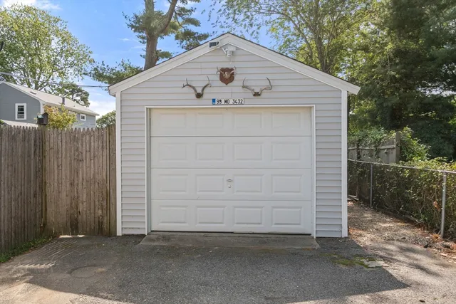 $485,000 | 39 Chippewa Drive, Wareham, MA 02532
