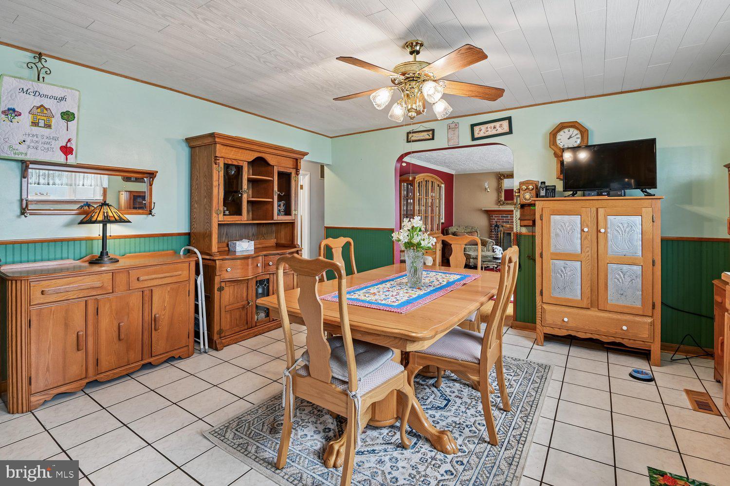 6907 German Hill Road Baltimore, MD 21222 - Photo 13 of 31 Kitchen