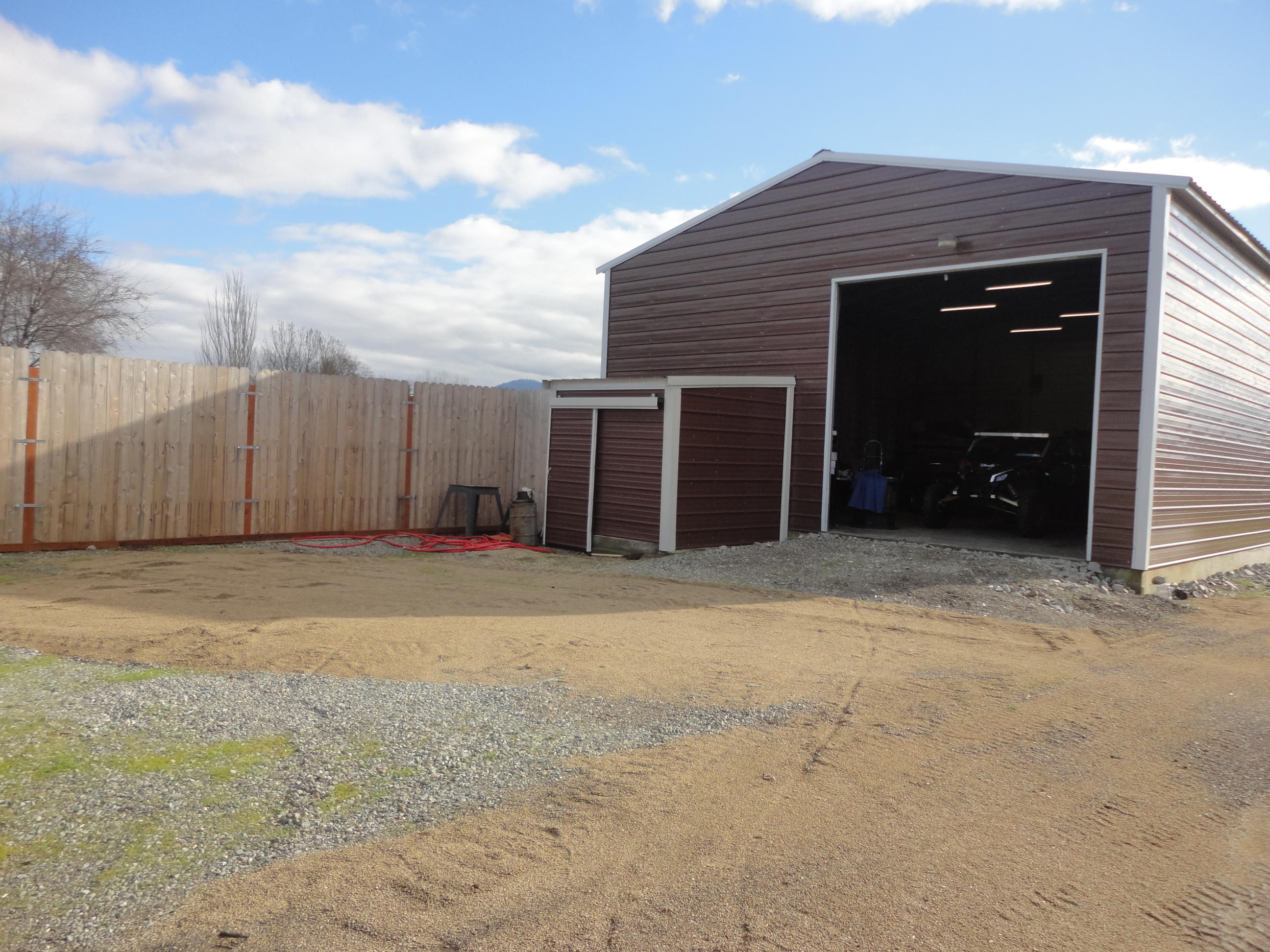 176 East Gregory Road Central Point, OR 97502 - Photo 4 of 16 2010-04-15 01.11.46