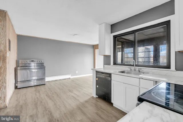 $375,000 | 22 Pershing Lane, Sicklerville, NJ 08081