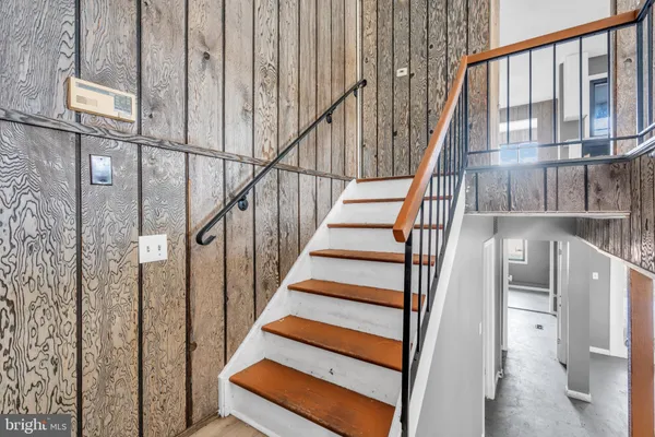 a view of entryway