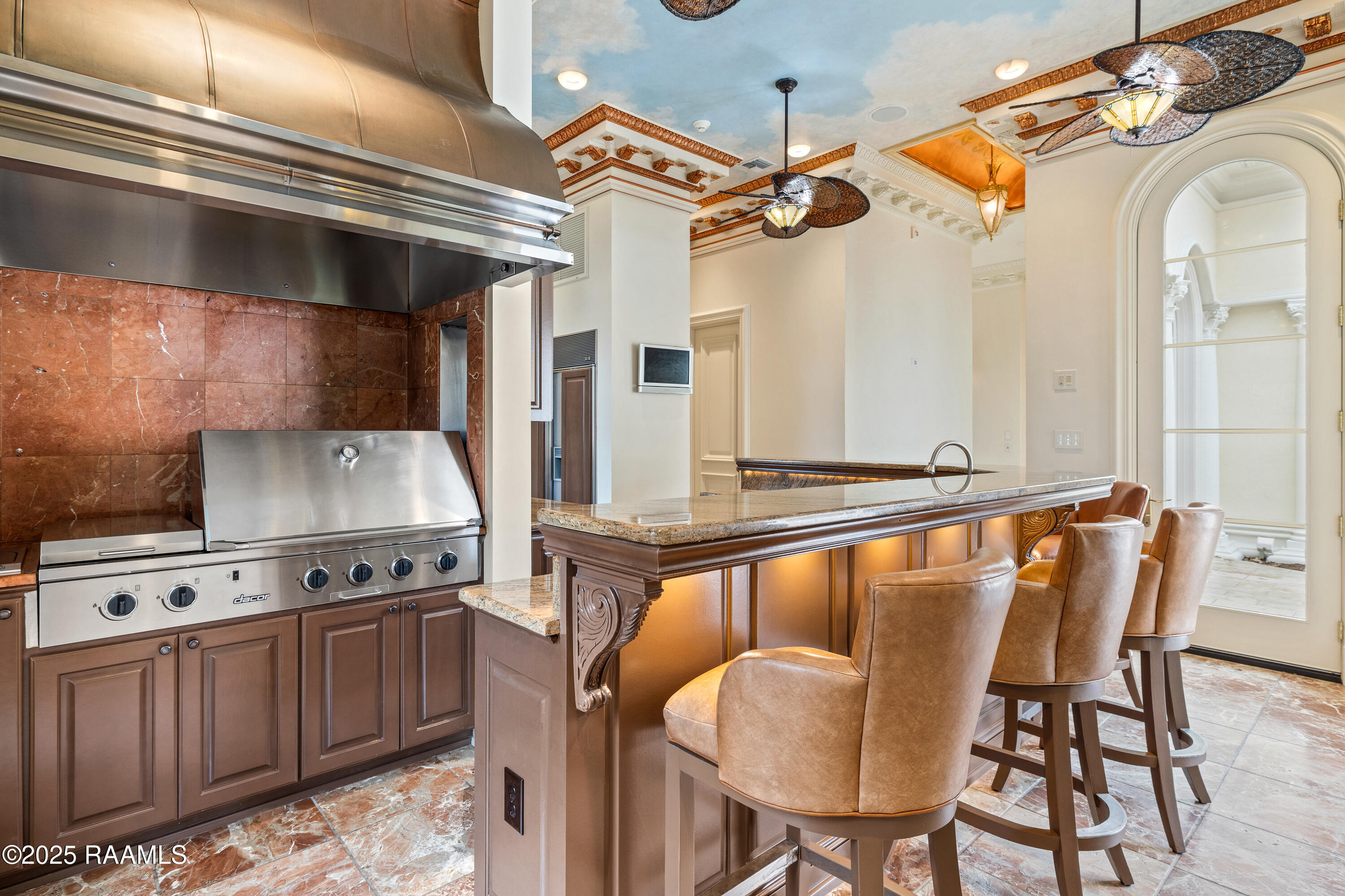 103 Riverbriar Road Lafayette, LA 70503 - Photo 25 of 41 Summer Kitchen