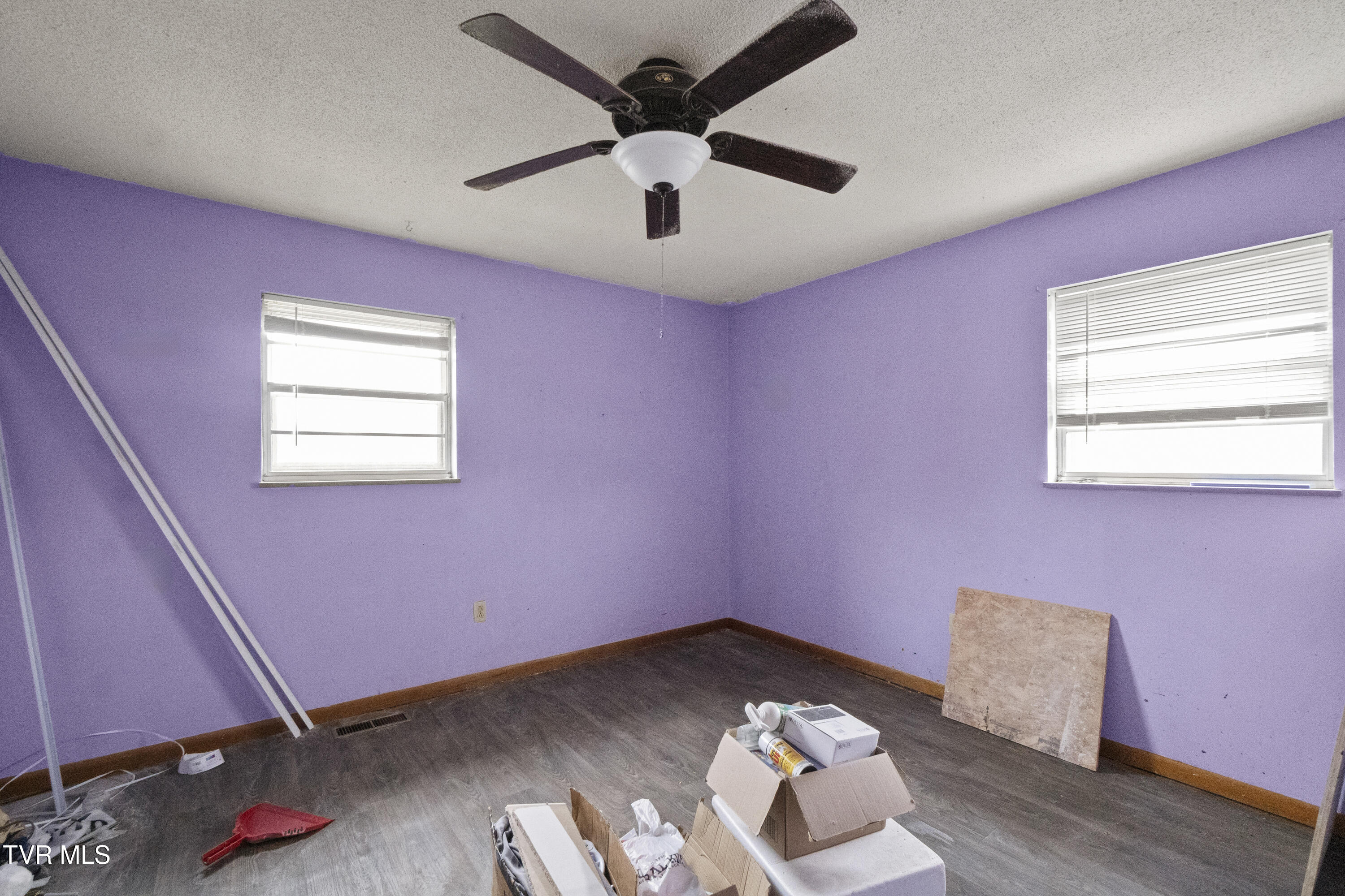 2002 Ivanhoe Road Morristown, TN 37814 - Photo 23 of 33 DSC02006