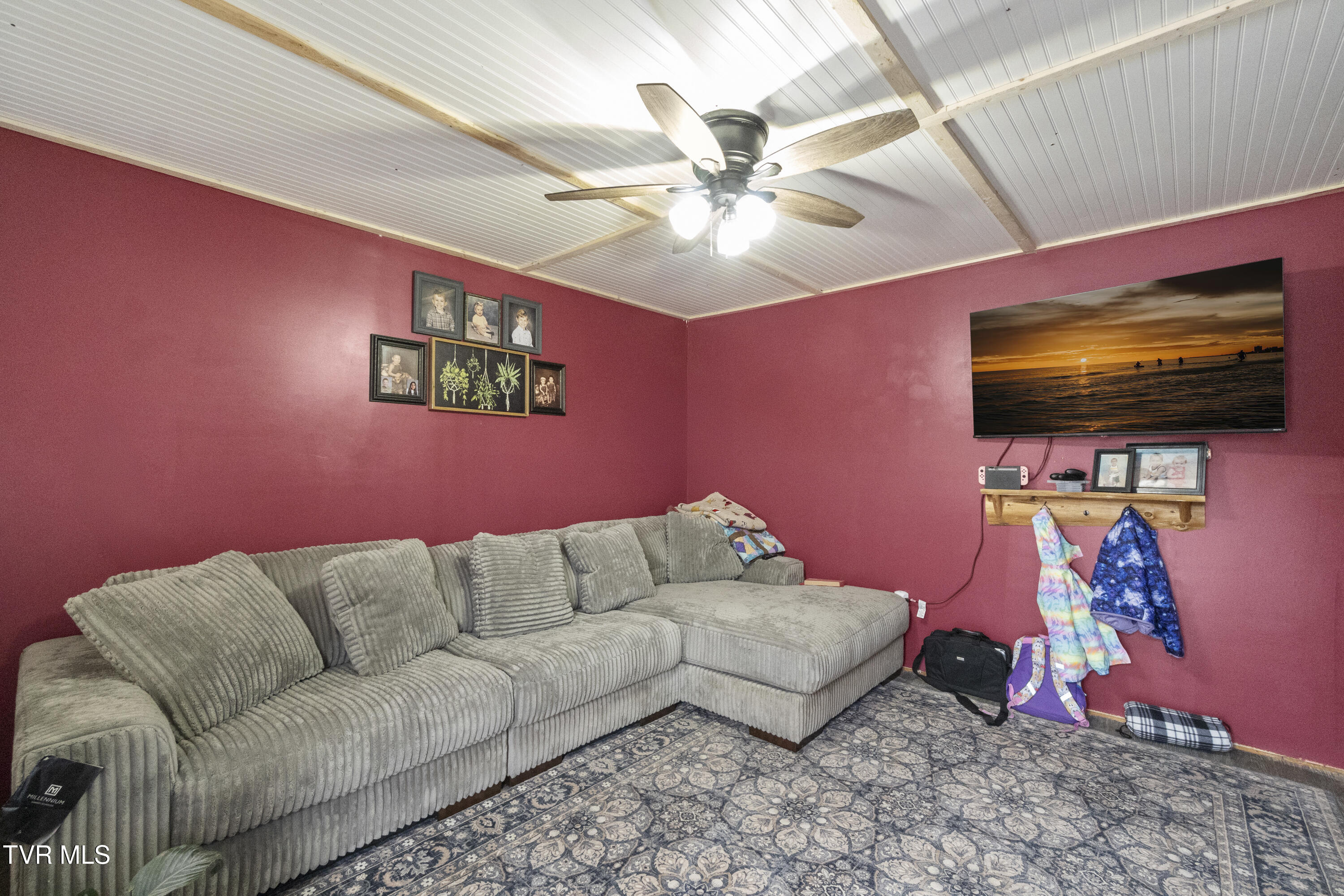 2002 Ivanhoe Road Morristown, TN 37814 - Photo 9 of 33 DSC01928