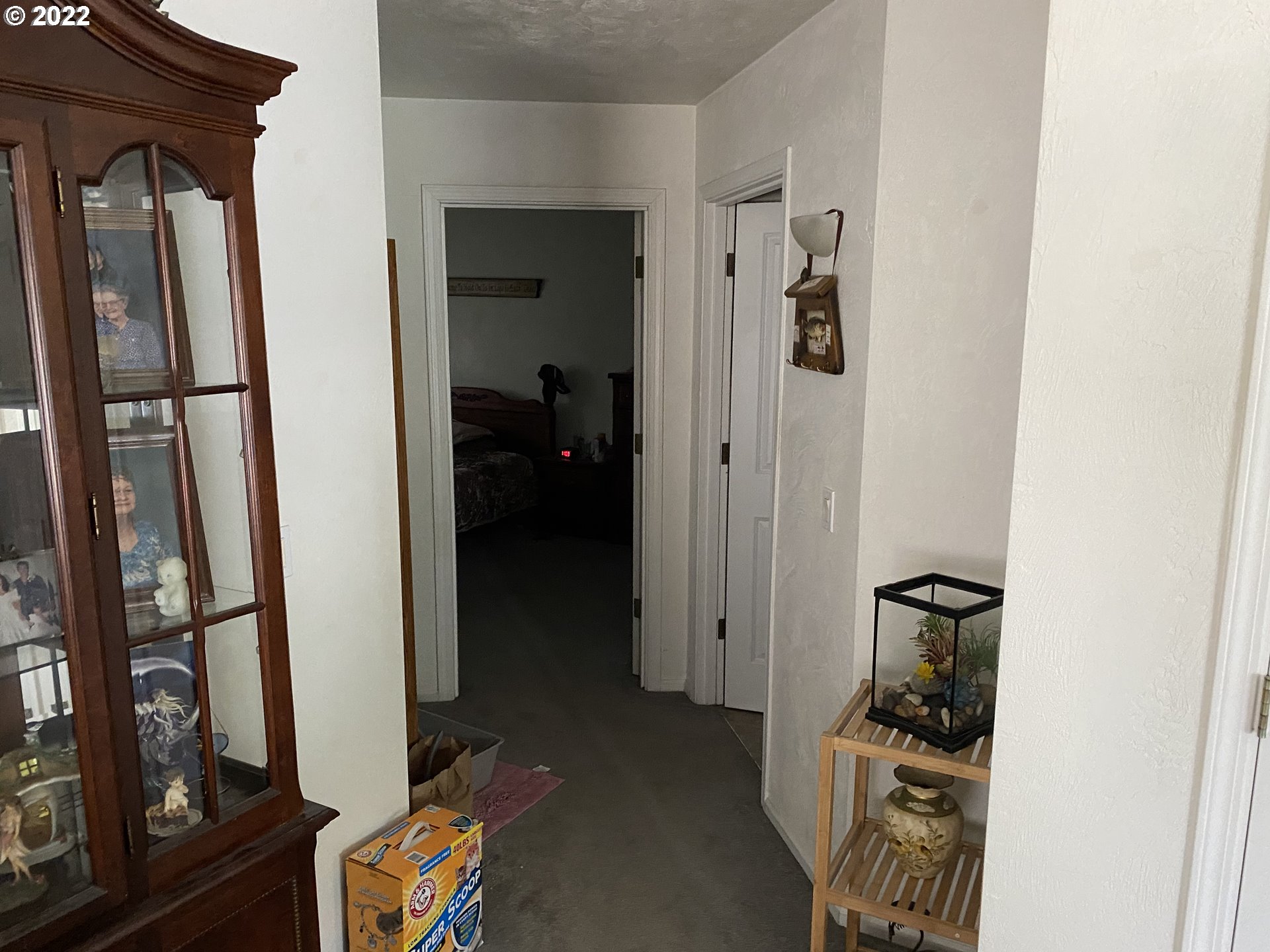 929 Fuchsia Street Springfield, OR 97477 - Photo 23 of 28 wooden floor and closet