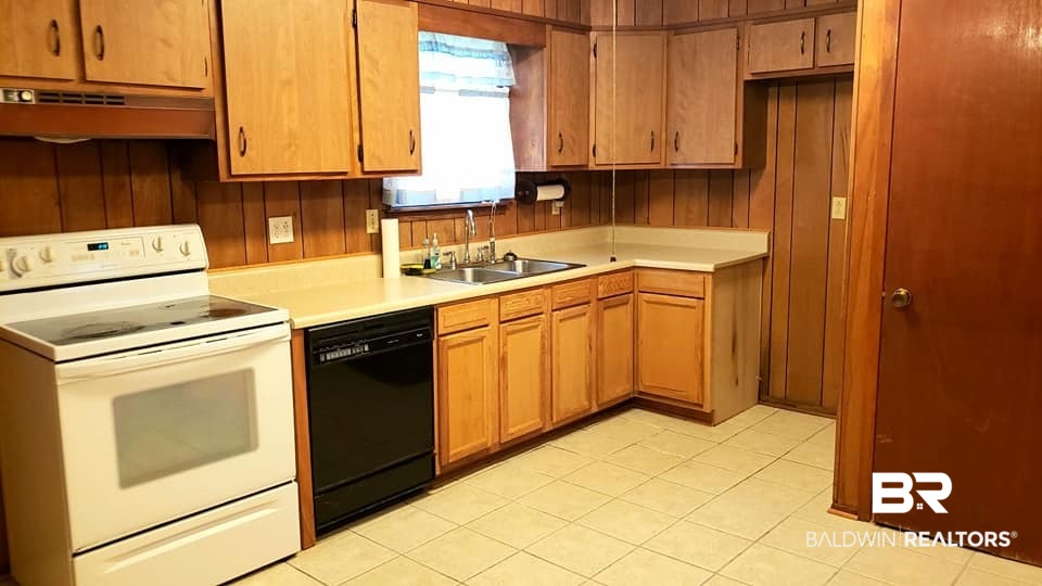 49931 Phillipsville Road Bay Minette, AL 36507 - Photo 2 of 18