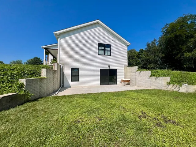 $669,000 | 7845 Fitzgerald Road, Clinton, IL 61727