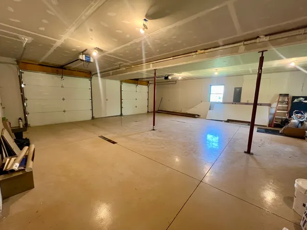 $664,000 | 7845 Fitzgerald Road, Clinton, IL 61727