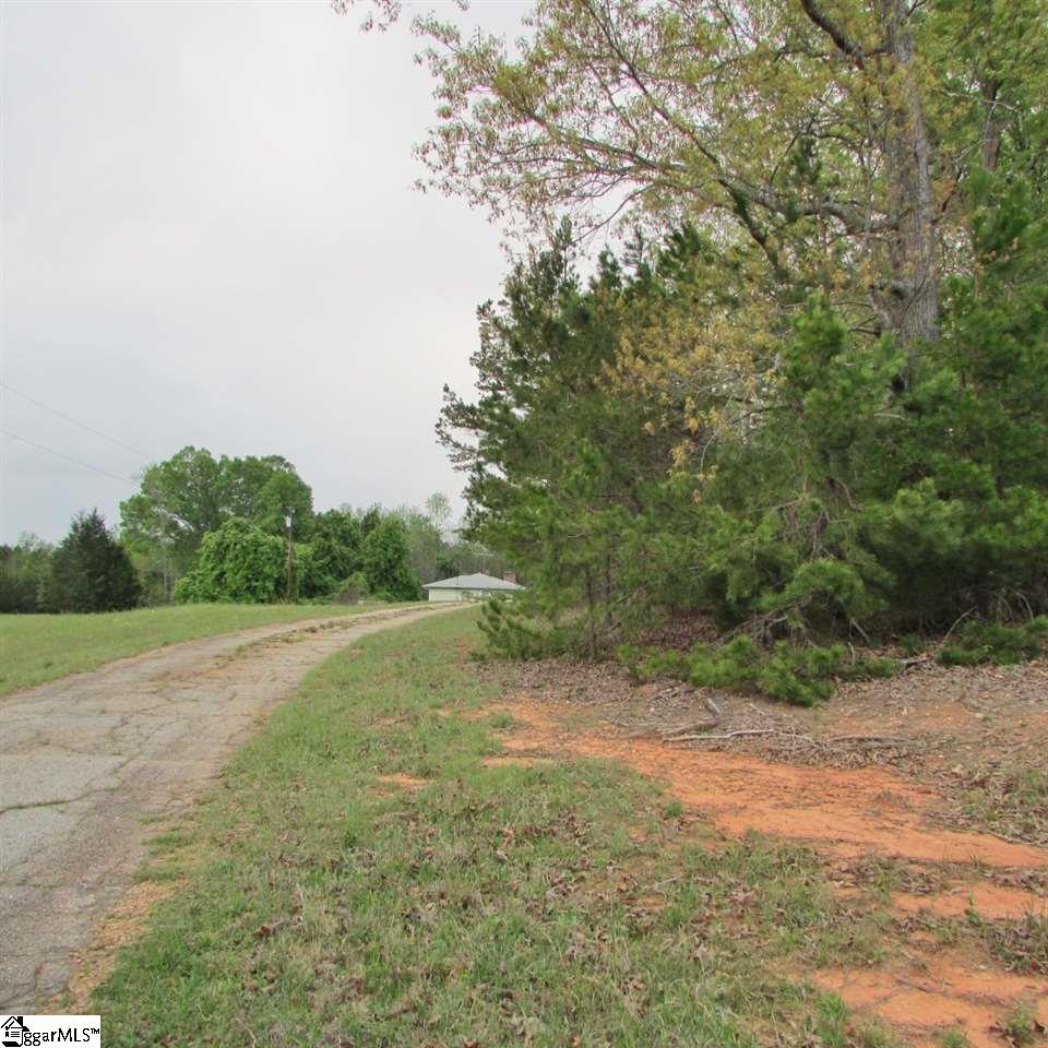 1520 Davis Road Woodruff, SC 29388 - Photo 22 of 26