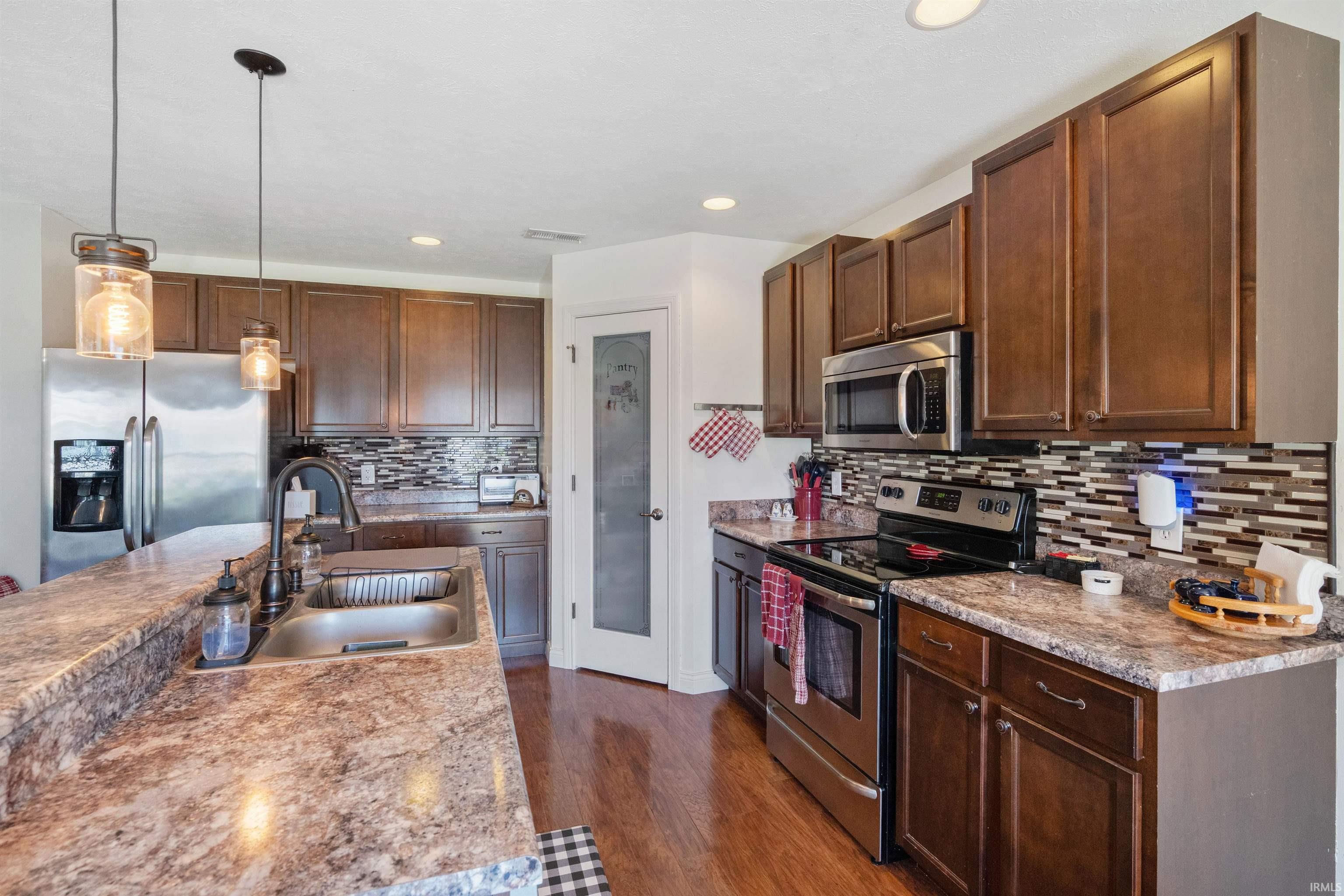 908 Zartman Road Kokomo, IN 46902 - Photo 7 of 25 Gallery Image 7