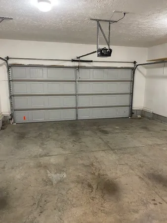 a view of a garage