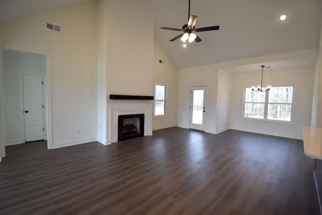 $419,900 | 161 Centerline Roper Loop, Byhalia, MS 38611