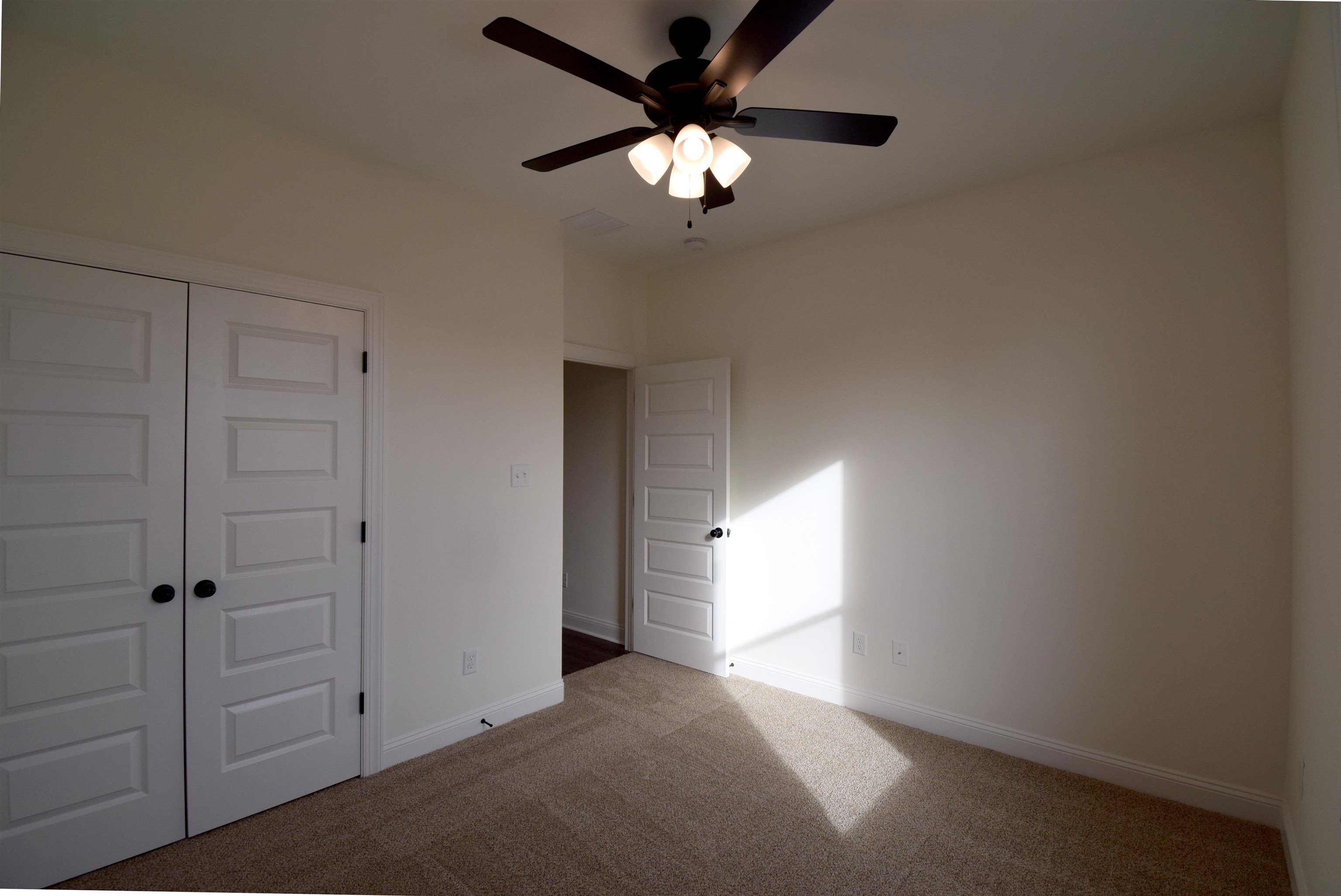 207 Centerline Roper Loop Byhalia, MS 38611 - Photo 6 of 23 a view of an empty room with a window