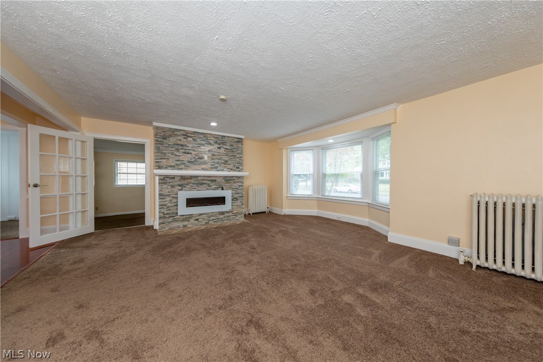 3131 Whitethorn Road Cleveland, OH 44118 - Photo 2 of 30