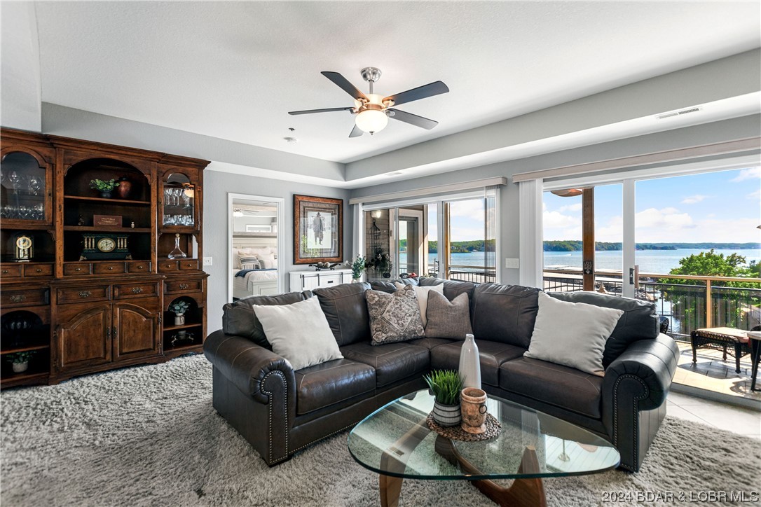 142 EAST Palisades Drive Lk Unit 2B  