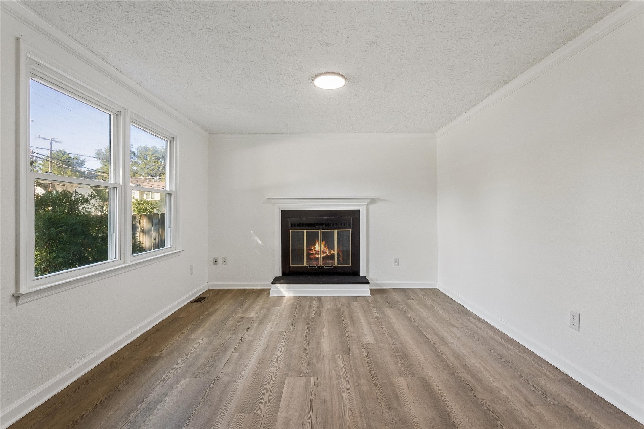2403 Shell Road Hampton, VA 23661 - Photo 8 of 31 Gallery Image 8