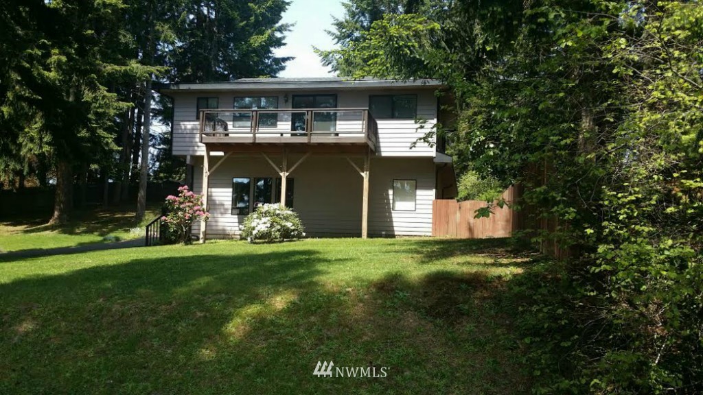 51 East Sund Road Grapeview, WA 98546 - Photo 2 of 19 Gallery Image 2