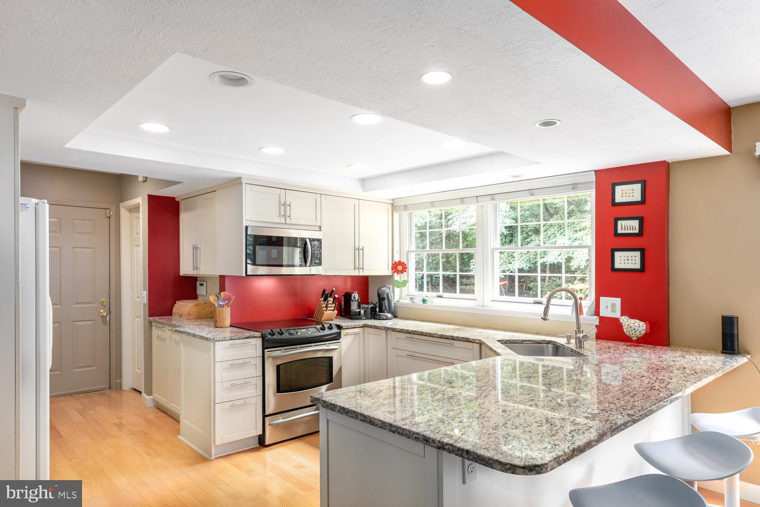 11603 Deer Forest Road Reston, VA 20194 - Photo 4 of 29 Kitchen View 2 w/hallway leading to garage