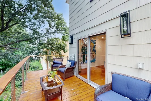 $6,200 | 17 Arthur Place, Yonkers, NY 10701