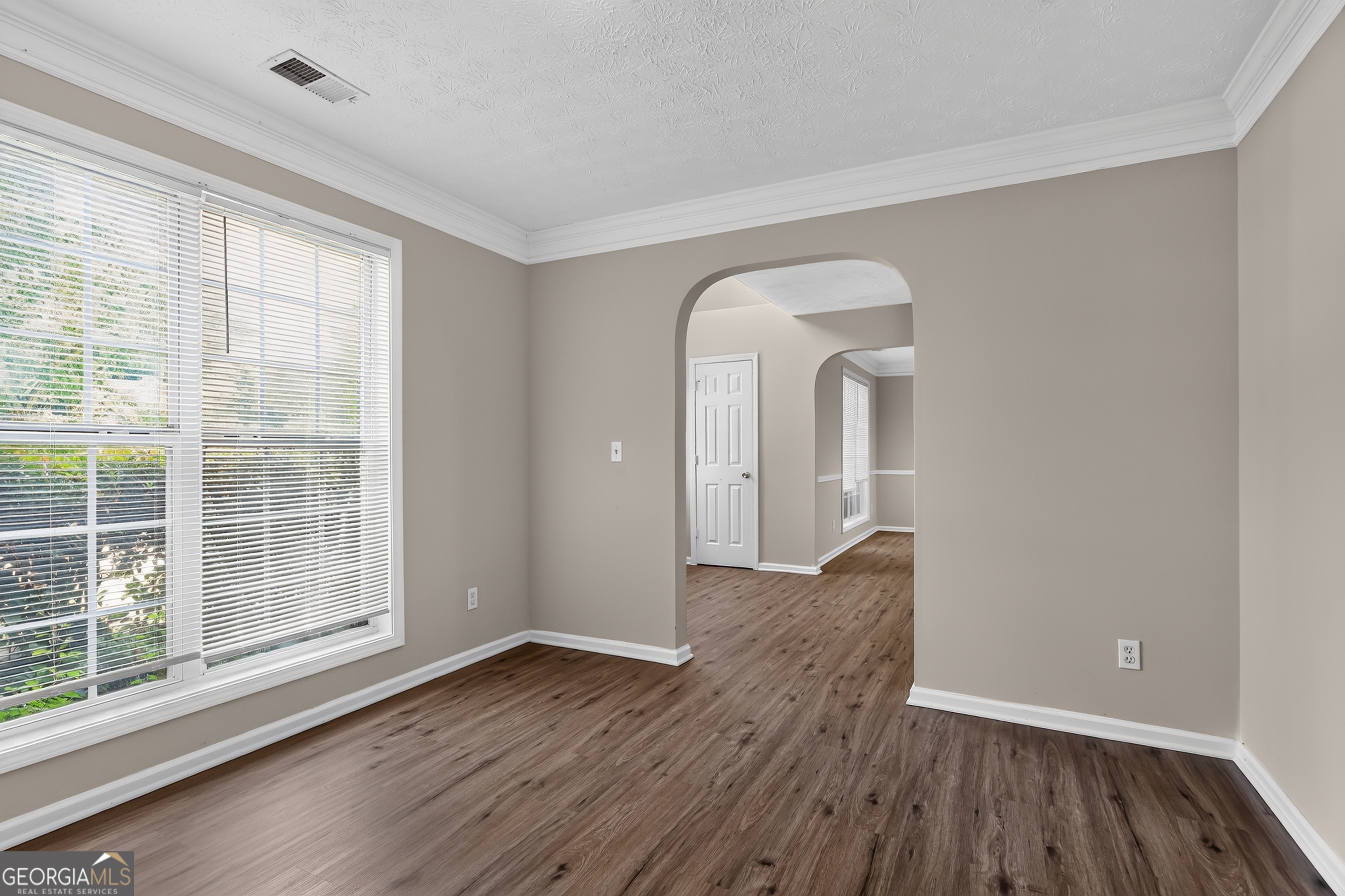 2122 Silva Way Conley, GA 30288 - Photo 4 of 31