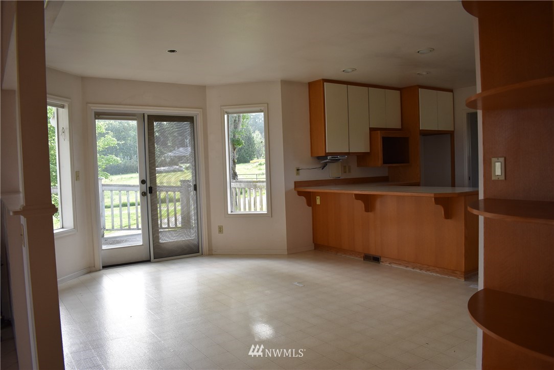 7813 Skipley Road Snohomish, WA 98290 - Photo 4 of 25