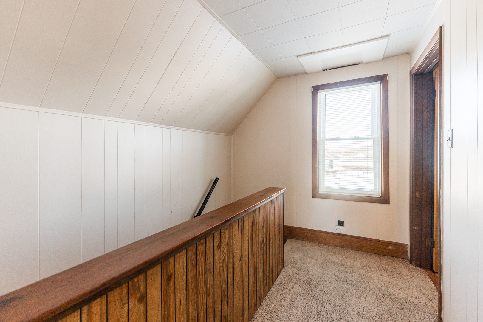 120 Sabin Street Sycamore, IL 60178 - Photo 15 of 27 a view of hallway with window