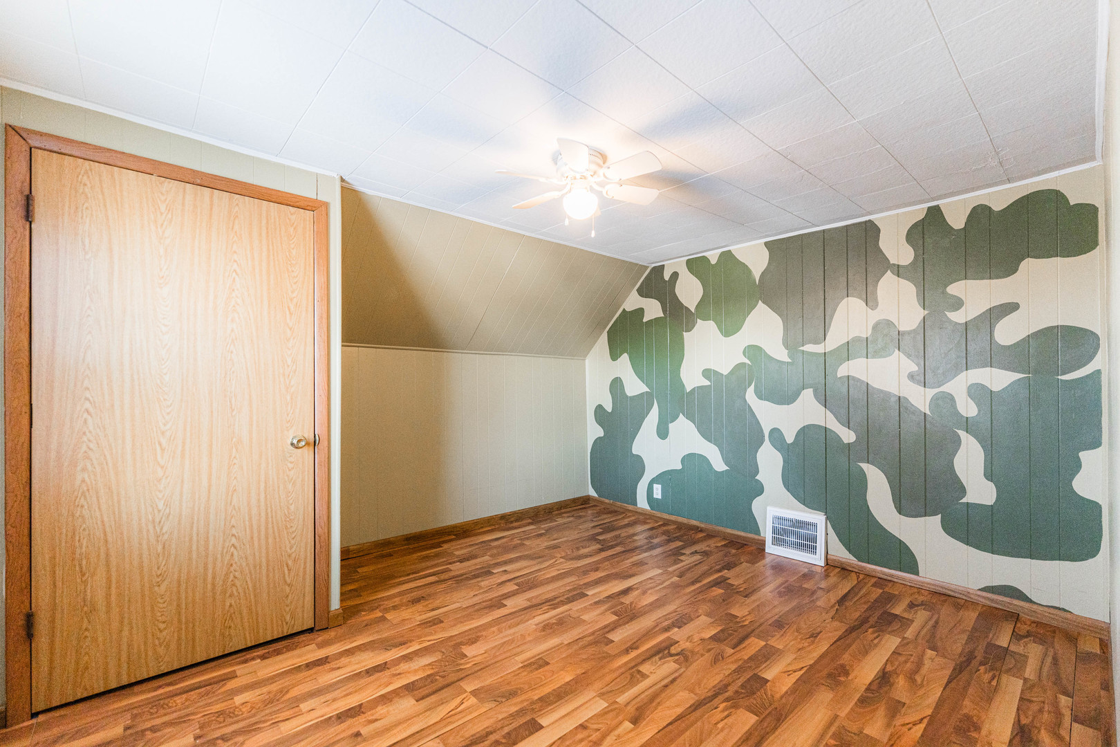 120 Sabin Street Sycamore, IL 60178 - Photo 19 of 27 a view of a big room with wooden floor and closet